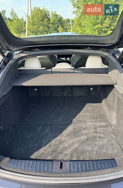 Лифтбек Tesla Model S 2024 в 