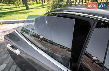 Лифтбек Tesla Model S 2014 в 