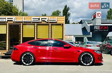 Лифтбек Tesla Model S 2021 в 