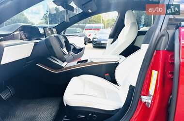 Лифтбек Tesla Model S 2021 в 