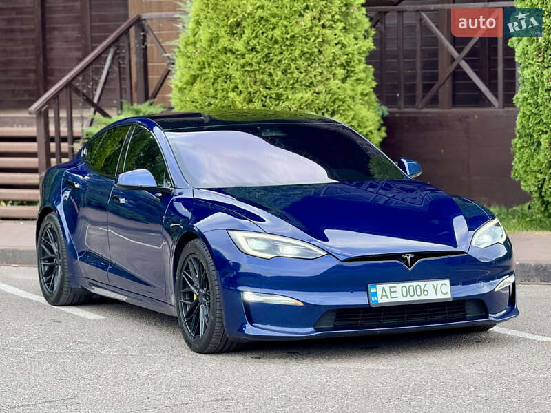 Лифтбек Tesla Model S 2022 в Днепре