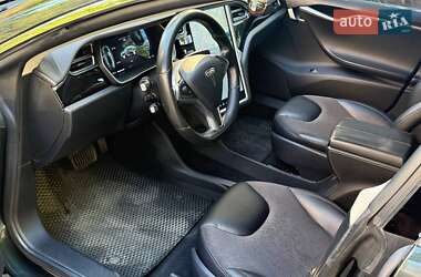 Лифтбек Tesla Model S 2014 в 