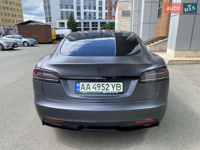Лифтбек Tesla Model S 2022 в Киеве фото 8 Лифтбек Tesla Model S 2022 в Киеве