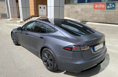 Лифтбек Tesla Model S 2022 в 