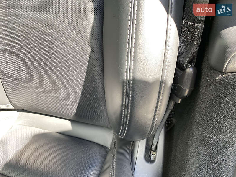 Лифтбек Tesla Model S 2022 в Киеве фото 36 Лифтбек Tesla Model S 2022 в Киеве