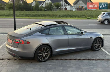 Лифтбек Tesla Model S 2013 в 