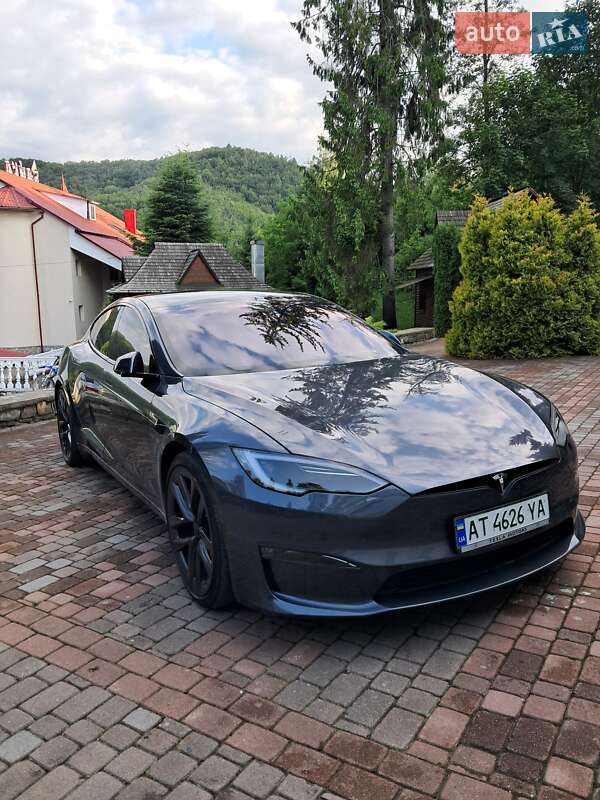 Лифтбек Tesla Model S 2021 в Коломые