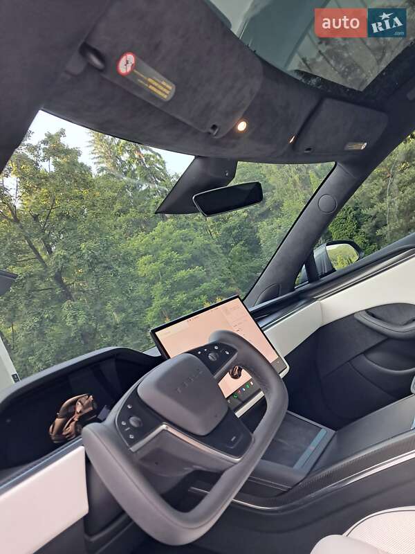 Лифтбек Tesla Model S 2021 в Коломые