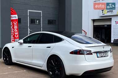 Лифтбек Tesla Model S 2020 в 