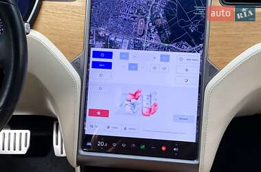 Лифтбек Tesla Model S 2020 в 