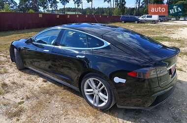 Лифтбек Tesla Model S 2013 в 