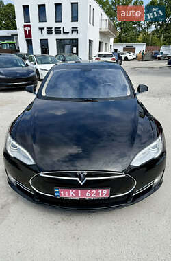 Лифтбек Tesla Model S 2014 в 
