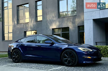 Лифтбек Tesla Model S 2021 в 