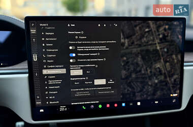 Лифтбек Tesla Model S 2021 в 