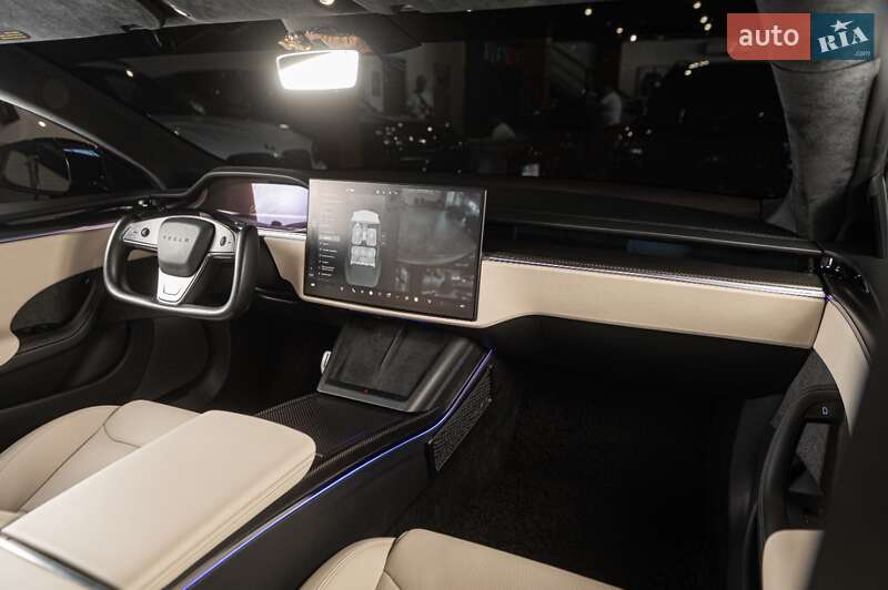 Ліфтбек Tesla Model S 2021 в Одесі фото 35 Ліфтбек Tesla Model S 2021 в Одесі