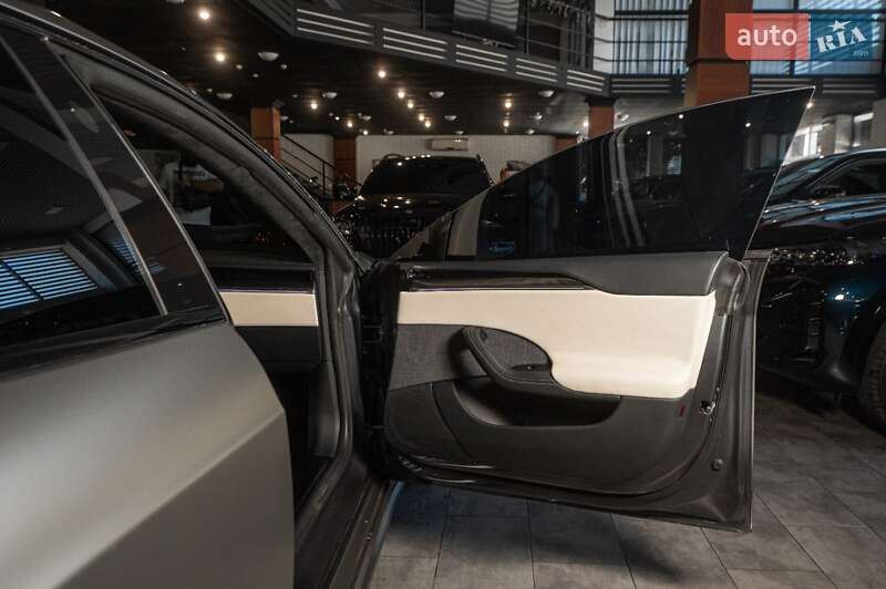 Ліфтбек Tesla Model S 2021 в Одесі фото 62 Ліфтбек Tesla Model S 2021 в Одесі