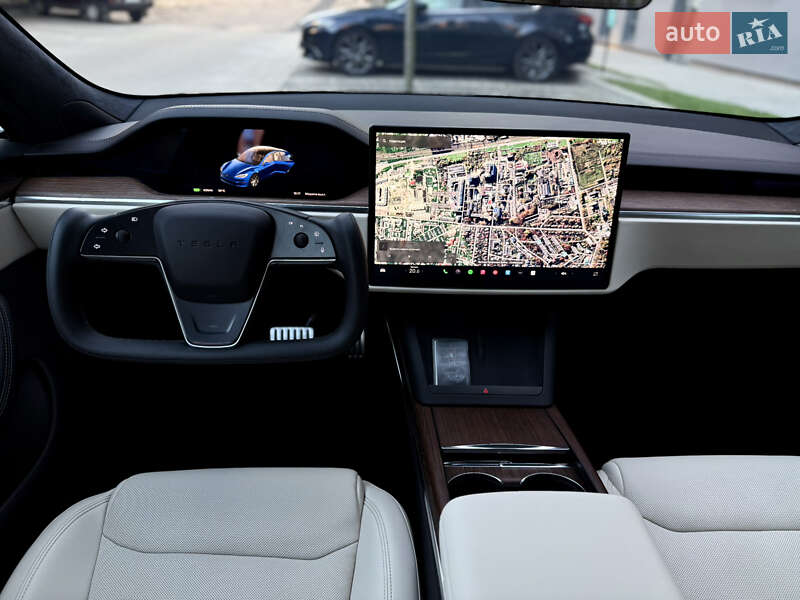 Лифтбек Tesla Model S 2021 в Львове