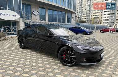 Ліфтбек Tesla Model S 2017 в 