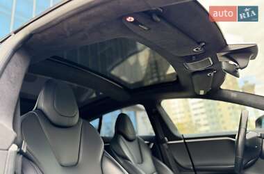 Ліфтбек Tesla Model S 2017 в 