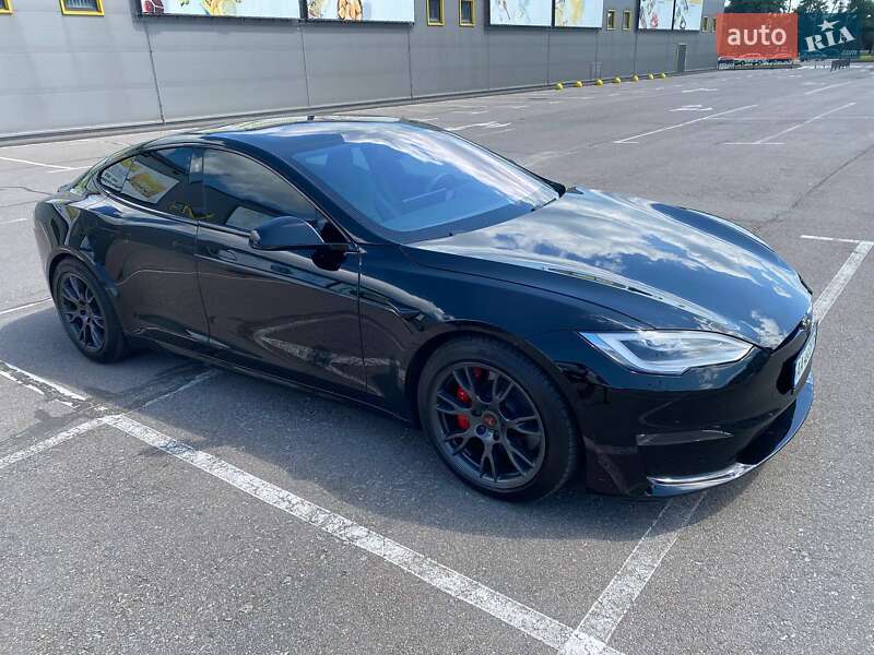 Лифтбек Tesla Model S 2021 в Киеве фото Лифтбек Tesla Model S 2021 в Киеве