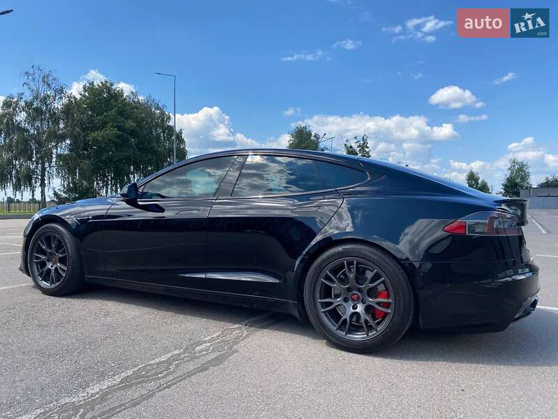 Лифтбек Tesla Model S 2021 в Киеве фото 8 Лифтбек Tesla Model S 2021 в Киеве