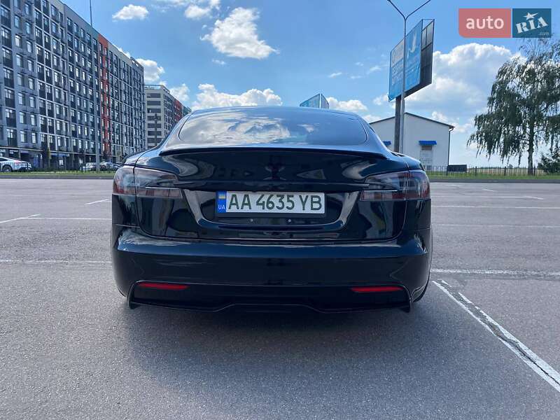 Лифтбек Tesla Model S 2021 в Киеве фото 11 Лифтбек Tesla Model S 2021 в Киеве
