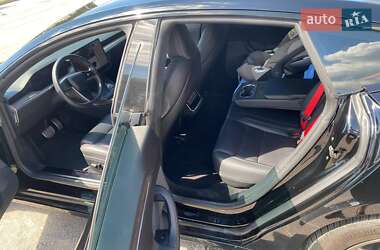 Лифтбек Tesla Model S 2021 в 