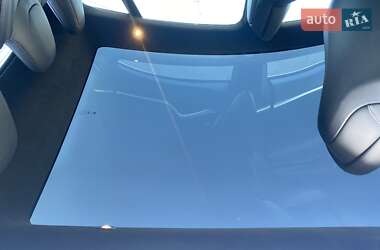 Лифтбек Tesla Model S 2016 в 