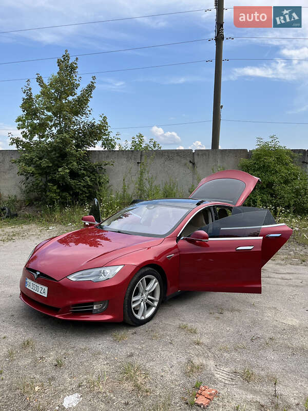 Лифтбек Tesla Model S 2015 в Стрые фото 7 Лифтбек Tesla Model S 2015 в Стрые