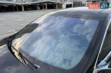 Лифтбек Tesla Model S 2014 в 