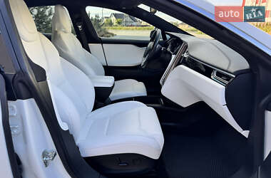 Лифтбек Tesla Model S 2017 в 