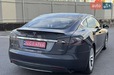 Ліфтбек Tesla Model S 2015 в 