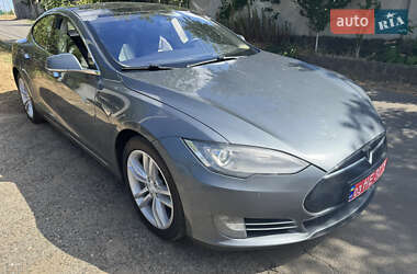 Ліфтбек Tesla Model S 2014 в 