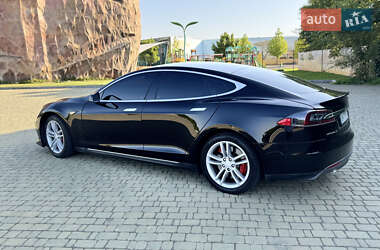 Лифтбек Tesla Model S 2013 в 