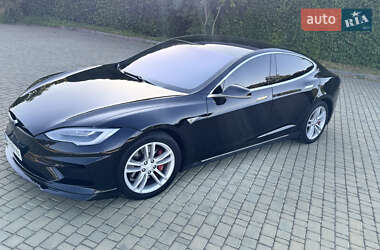 Лифтбек Tesla Model S 2013 в 