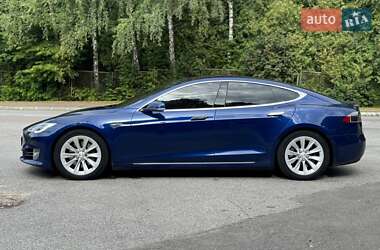 Лифтбек Tesla Model S 2017 в 