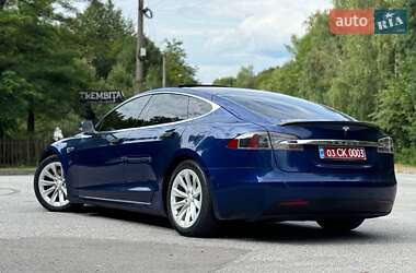 Лифтбек Tesla Model S 2017 в 