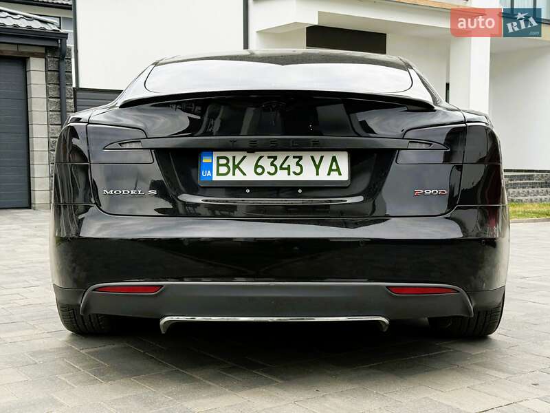 Лифтбек Tesla Model S 2016 в Ровно фото 9 Лифтбек Tesla Model S 2016 в Ровно