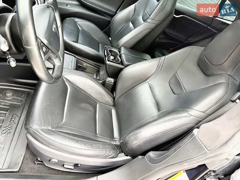 Лифтбек Tesla Model S 2016 в Ровно фото 22 Лифтбек Tesla Model S 2016 в Ровно
