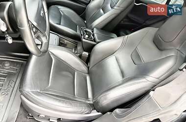 Лифтбек Tesla Model S 2016 в 