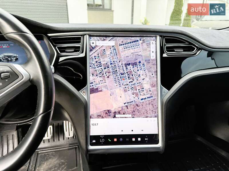 Лифтбек Tesla Model S 2016 в Ровно фото 30 Лифтбек Tesla Model S 2016 в Ровно