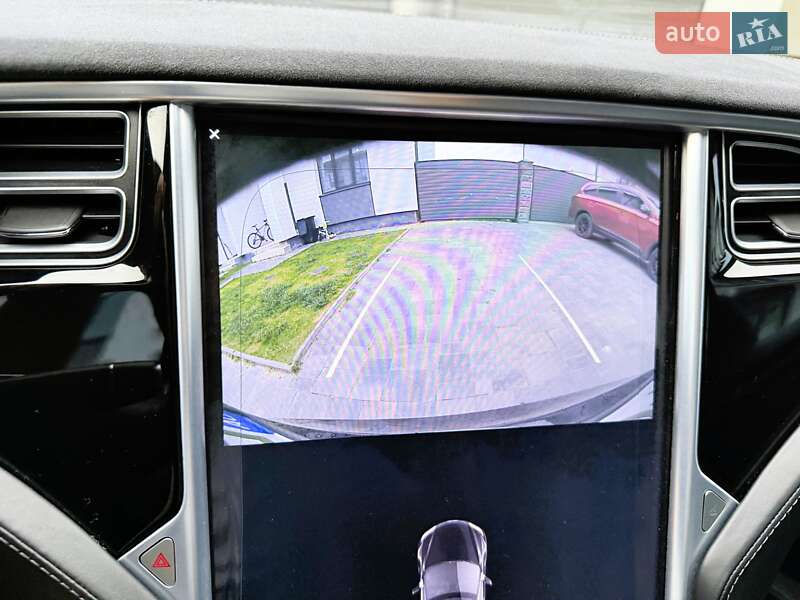 Лифтбек Tesla Model S 2016 в Ровно фото 44 Лифтбек Tesla Model S 2016 в Ровно
