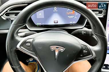 Лифтбек Tesla Model S 2016 в 