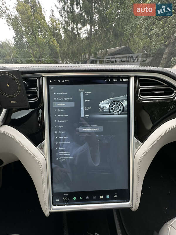 Ліфтбек Tesla Model S 2014 в Рівному