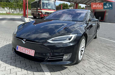 Лифтбек Tesla Model S 2017 в 