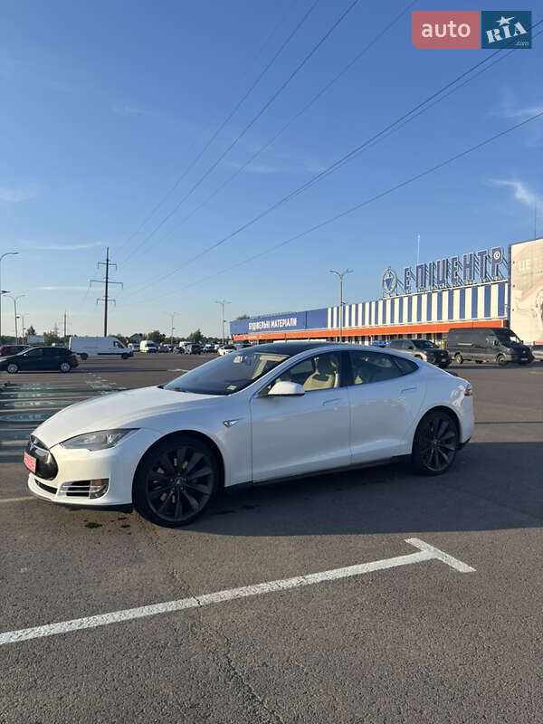 Лифтбек Tesla Model S 2012 в Луцке фото 4 Лифтбек Tesla Model S 2012 в Луцке