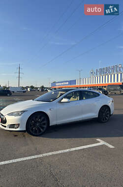 Лифтбек Tesla Model S 2012 в 