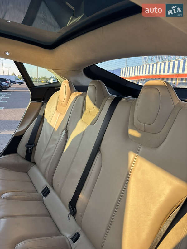 Лифтбек Tesla Model S 2012 в Луцке фото 34 Лифтбек Tesla Model S 2012 в Луцке