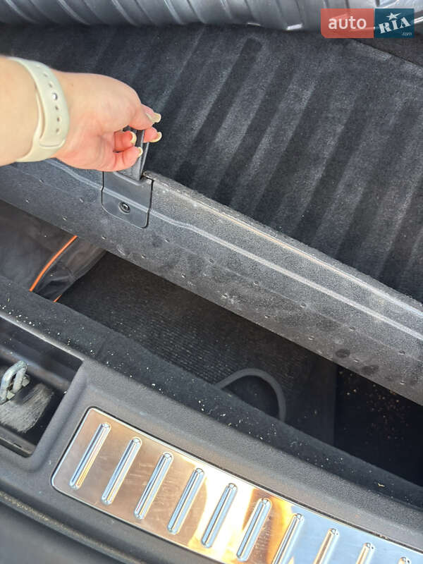 Лифтбек Tesla Model S 2012 в Луцке фото 43 Лифтбек Tesla Model S 2012 в Луцке