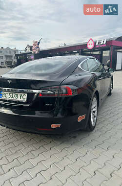 Ліфтбек Tesla Model S 2016 в 